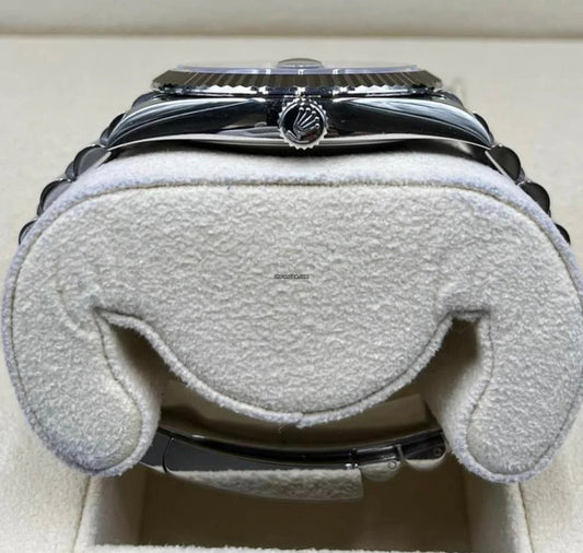 ROLEX DATEJUST JUBILÉE WHITE DIAL