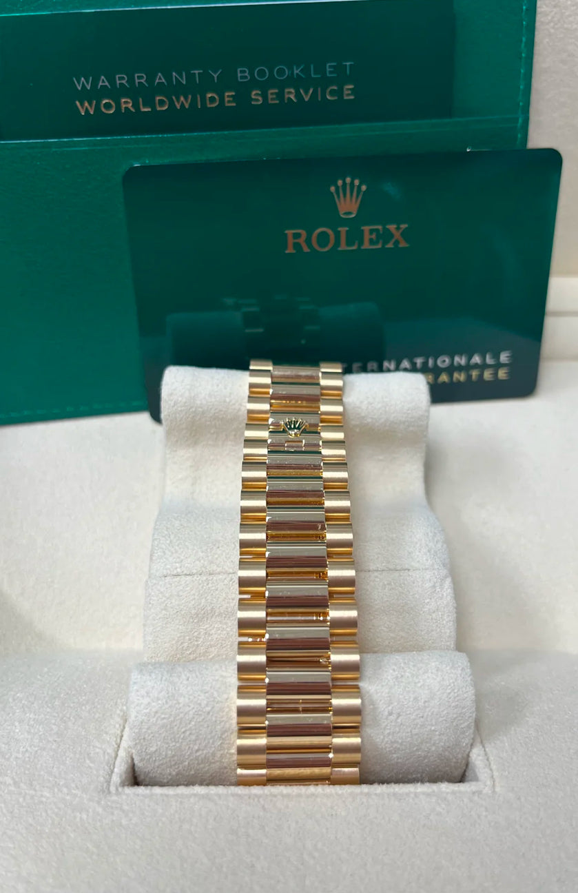 ROLEX DAYDATE BLACK & GOLD